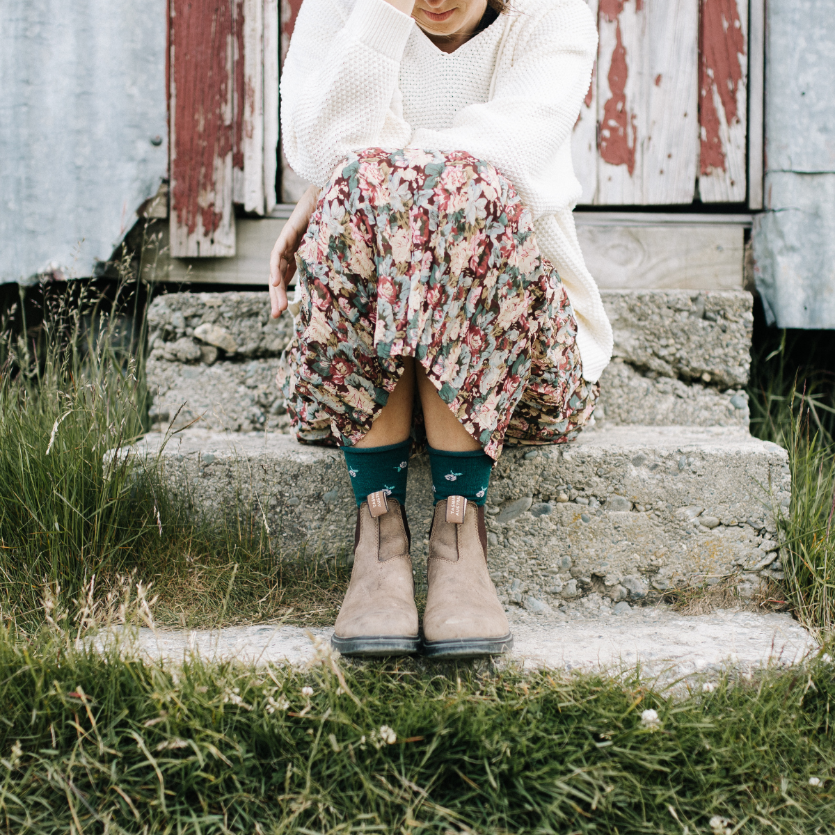 Merino wool comfort socks with roll top crew green with pink flowers for women aus